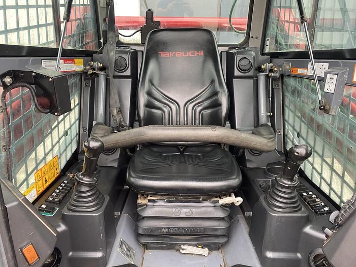 Usato 2017 TAKEUCHI TL10V-2