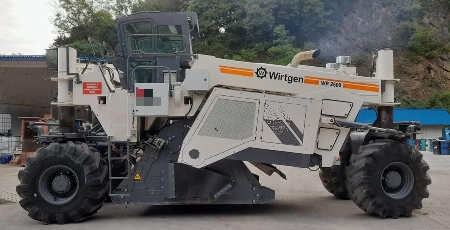 Usato 2001 WIRTGEN WR2500