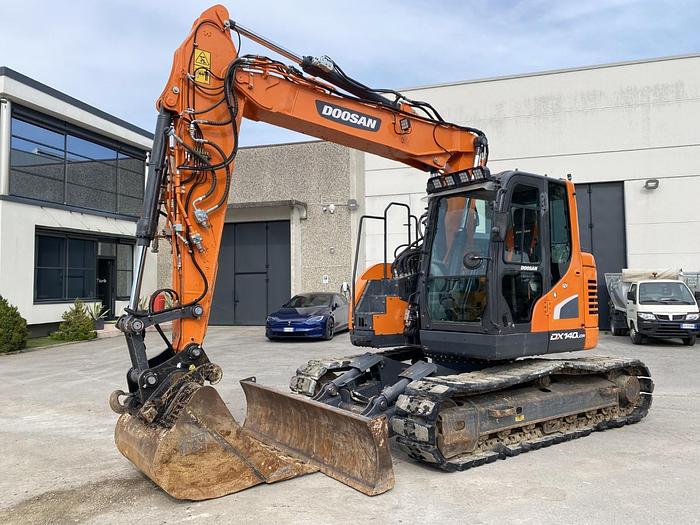 Usato 2020 DOOSAN DX140 LCR-5