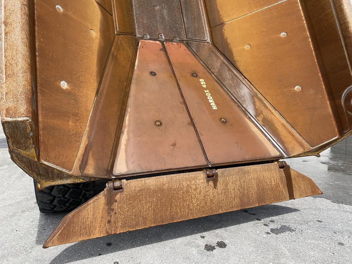 Usato 2016 BELL ADT B30E