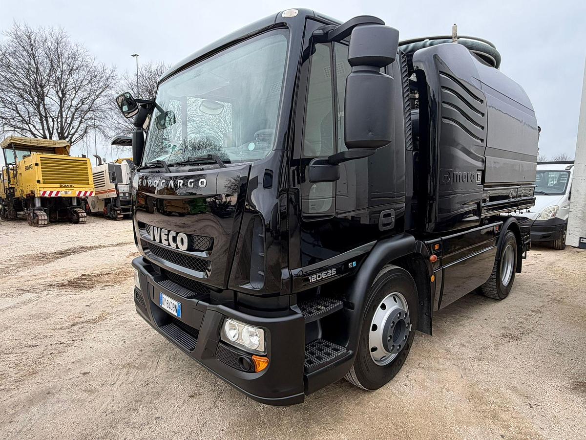 Usato 2010 iveco moro eurocargo 120 spurgo moro