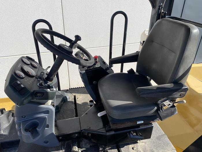 Usato 2006 CATERPILLAR CB-434D