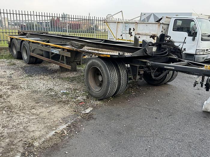 Usato 2005 IVECO 260 E 43 SCARRABILE E RIMORCHIO