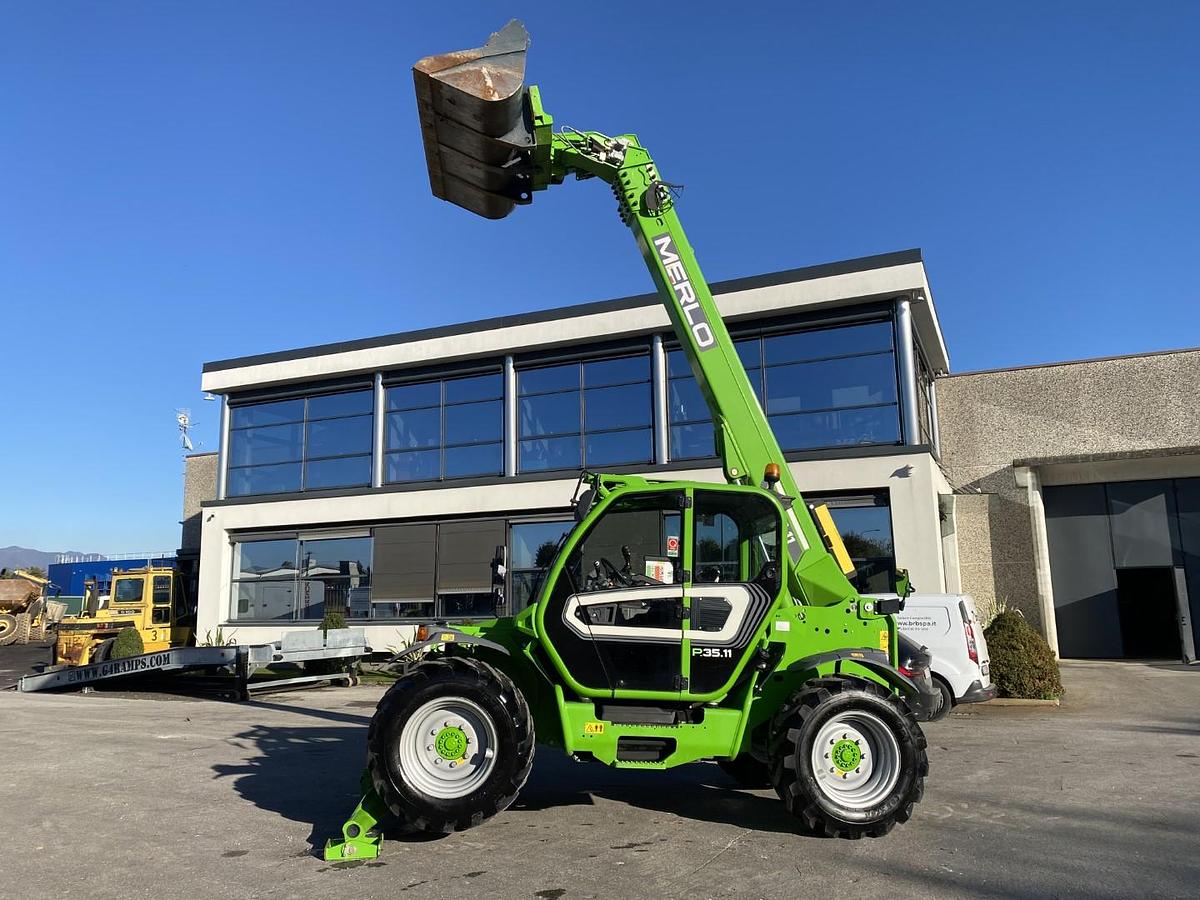 Usato 2022 MERLO P35.11