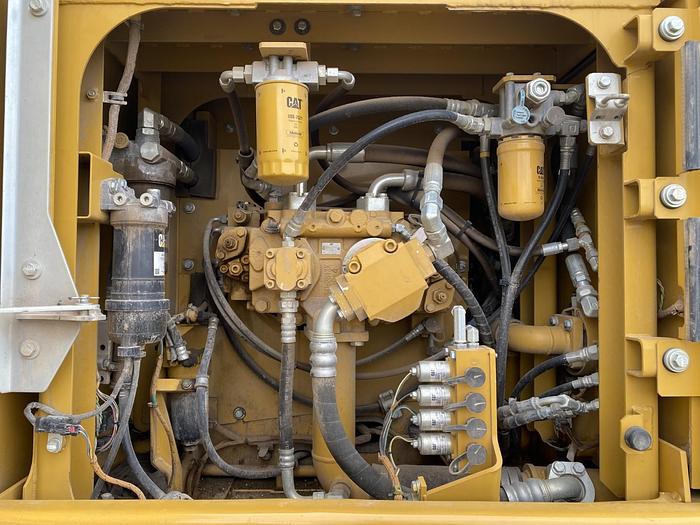 Usato 2017 CATERPILLAR 323 FLN