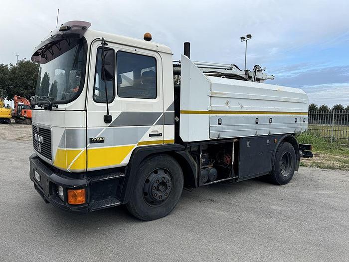 Usato 1994 MAN 14.192 spurgo MORO