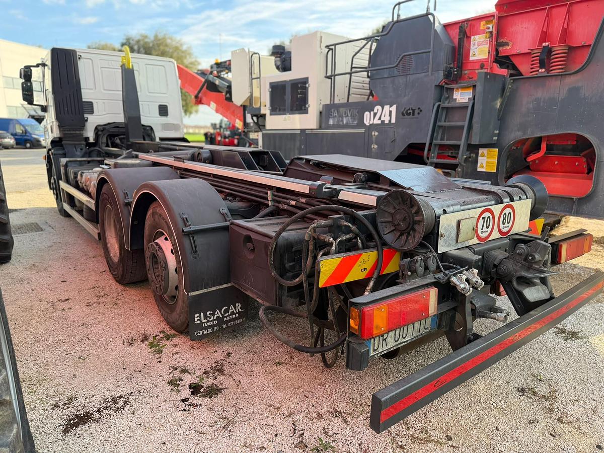 Usato 2008 IVECO 450 SCARRABILE E5