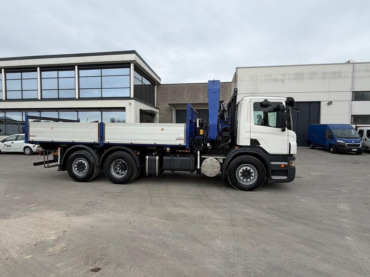 Usato 2011 SCANIA P 320 CON GRU PM 36024