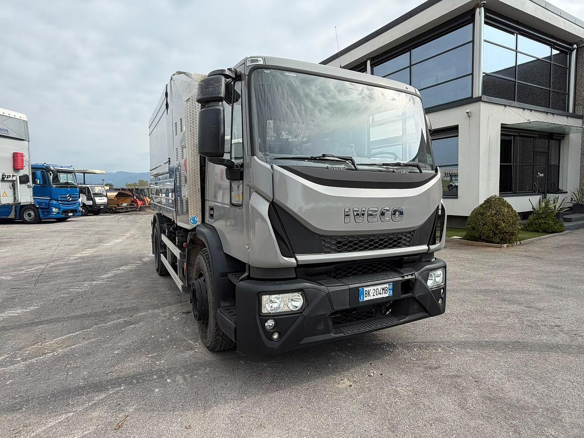 Usato 2001 IVECO EUROCARGO 170/27 SPURGO MORO