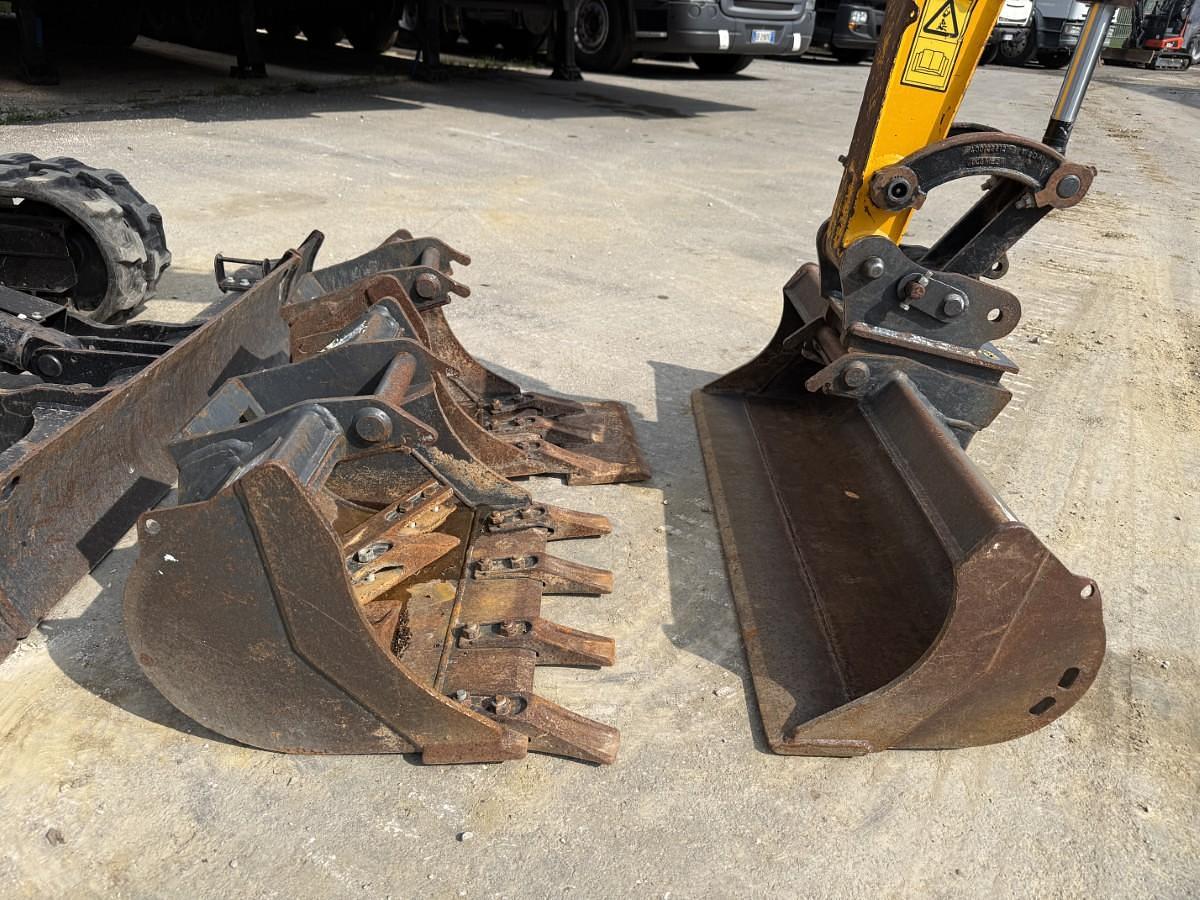 Usato 2021 JCB 18 Z1 T3