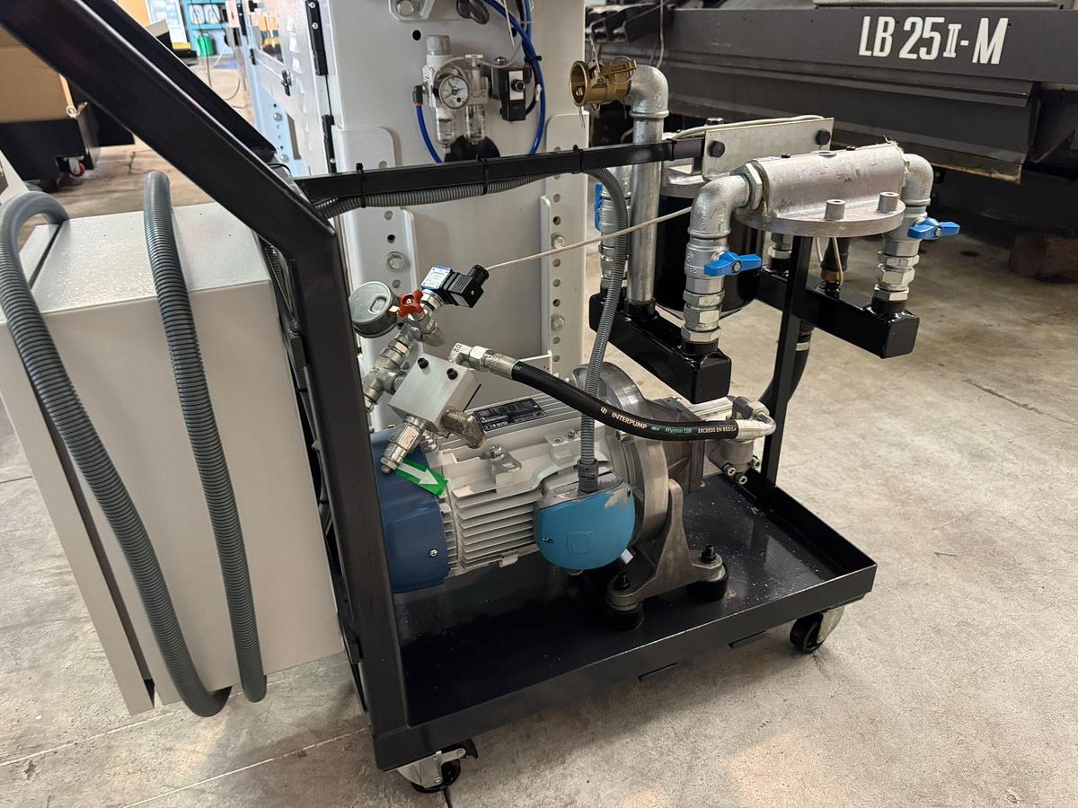 Usato 2021 HANWHA XE 26 H