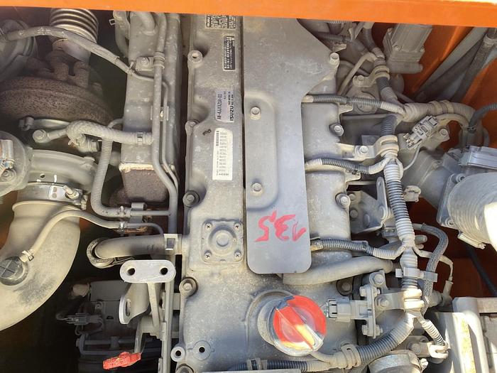 Usato 2016 HITACHI ZX135US-5B