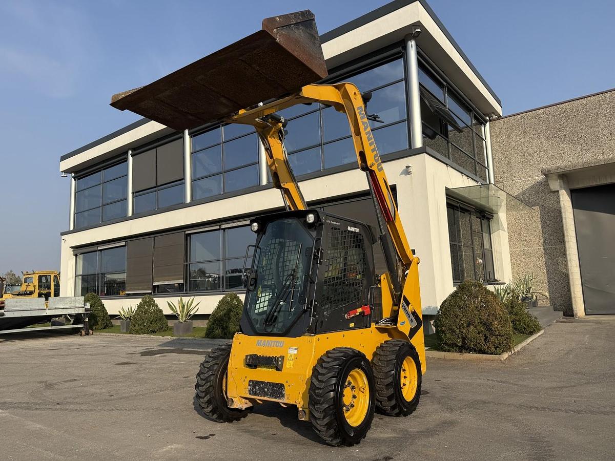 Usato 2023 MANITOU 1900R