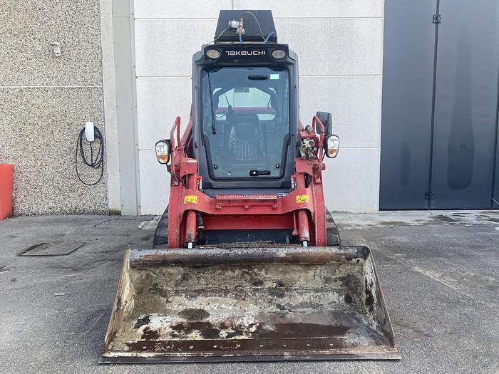 Usato 2017 TAKEUCHI TL10V-2