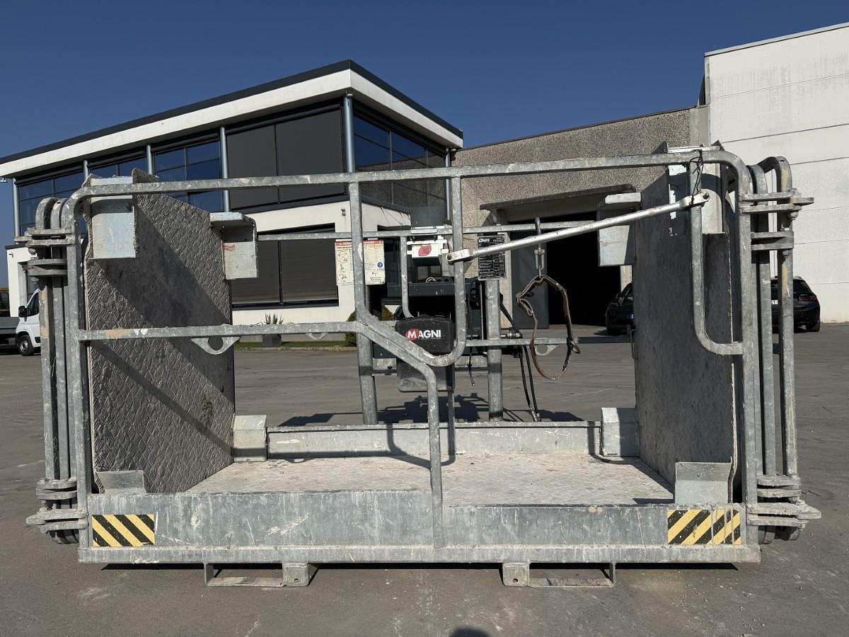 Usato 2022 MAGNI RTH 4.18-D/D