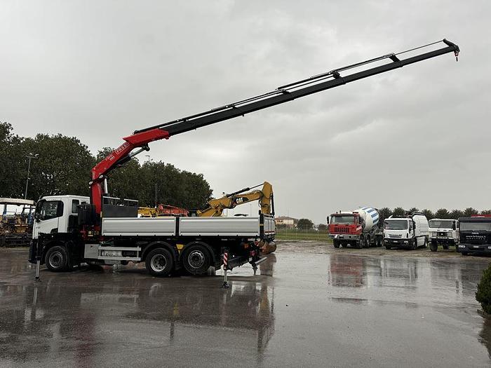 Usato 2024 IVECO X-WAY 420 RIBALTABILE TRILATERALE CON GRU