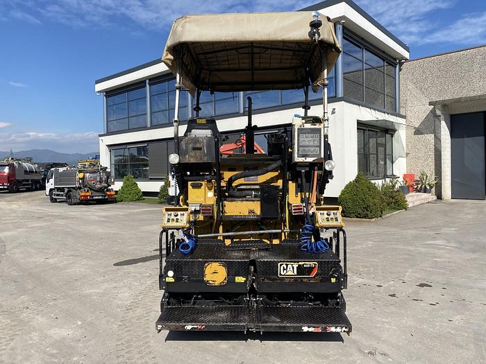 Usato 2011 CATERPILLAR AP 300