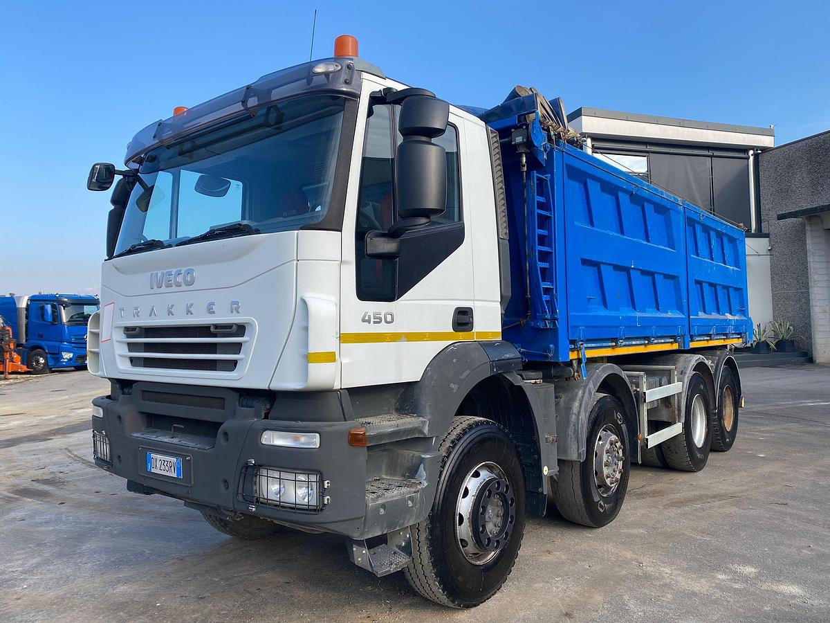 Usato IVECO TRAKKER 8*4 450 E/5 TRILATERALE