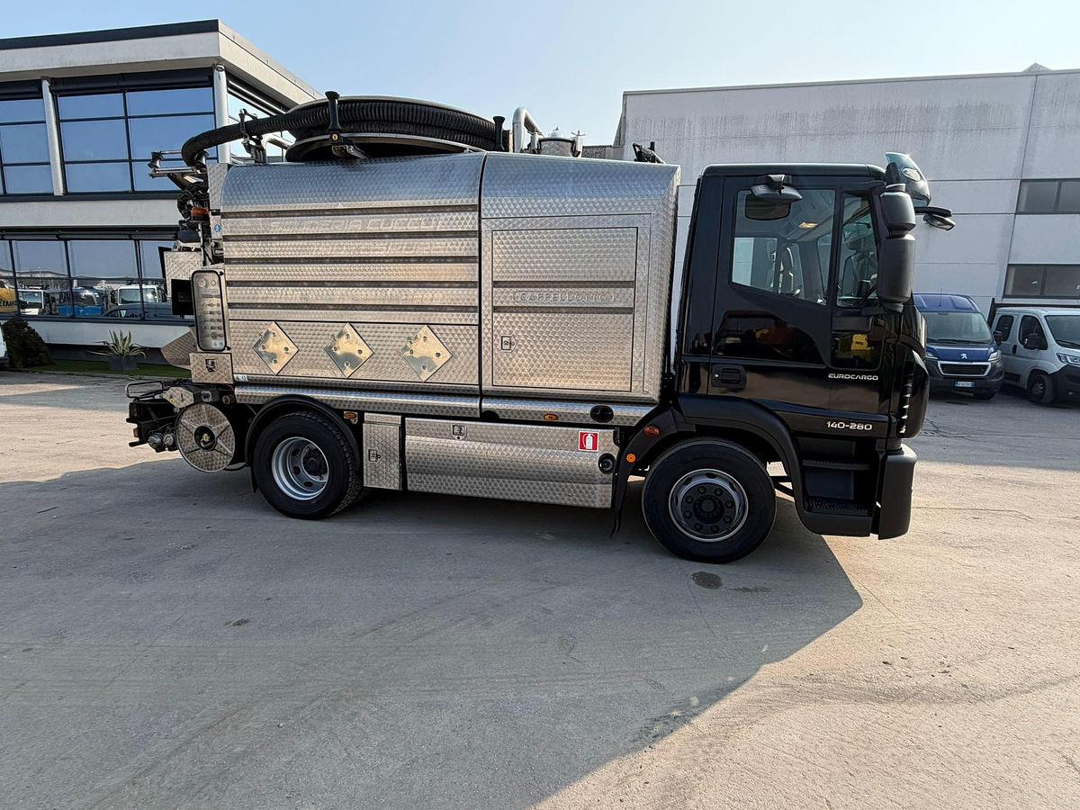 Usato 2018 IVECO CAPPELLOTTO EUROCARGO 140 E 28 SPURGO ADR