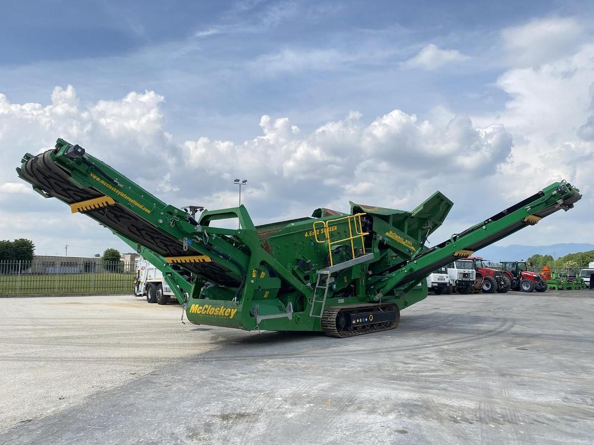 Usato 2021 MCCLOSKEY R105