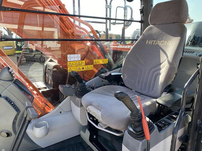Usato 2018 HITACHI ZX210 LCN-6