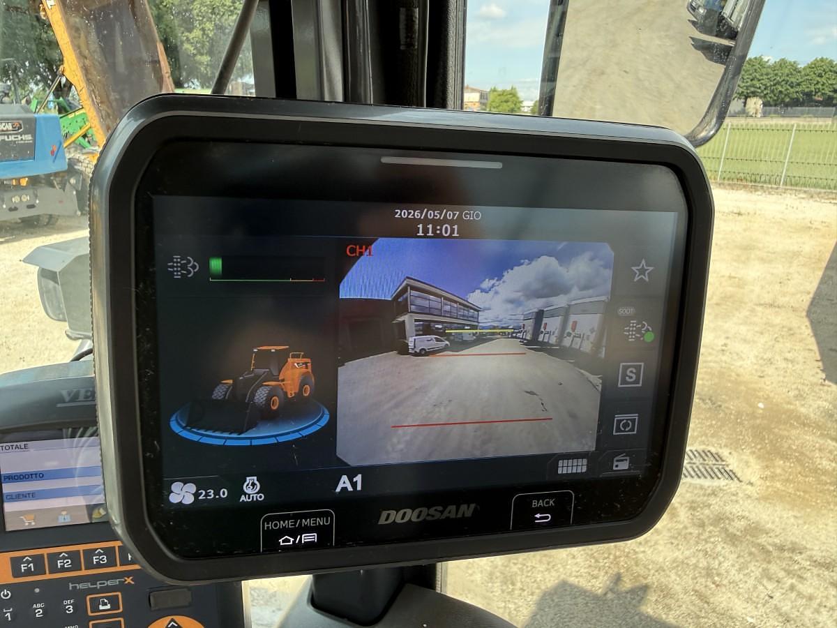 Usato 2022 DOOSAN DL 220-7