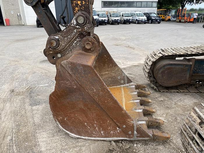 Usato 2012 HYUNDAI ROBEX 210NLC-9