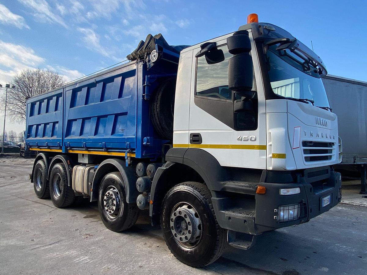 Usato IVECO TRAKKER 8*4 450 E/5 TRILATERALE