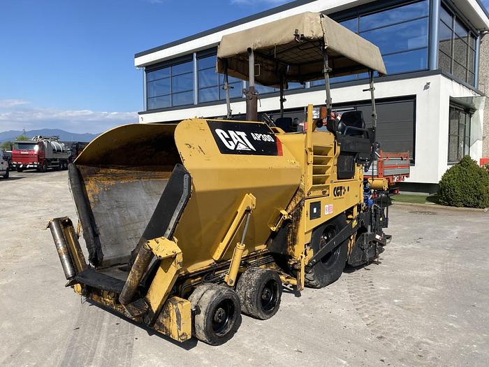 Usato 2011 CATERPILLAR AP 300