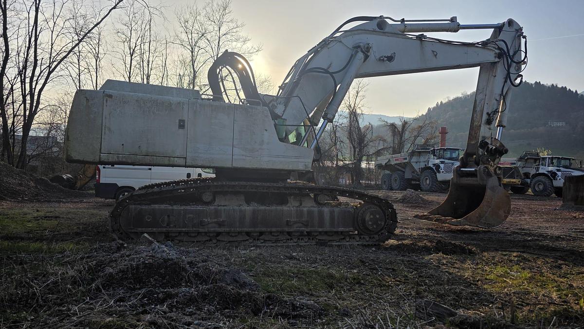 Usato 2002 LIEBHERR R954B HD