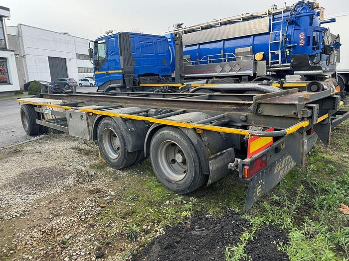 Usato 2005 IVECO 260 E 43 SCARRABILE E RIMORCHIO