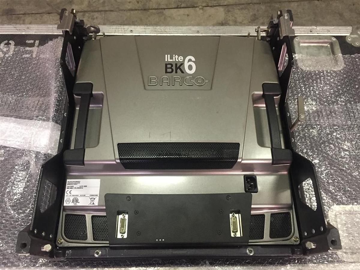 Usato 2009 BARCO ILITE 6BK