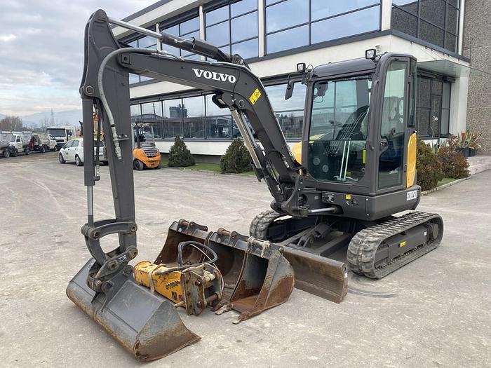 Usato 2020 VOLVO ECR35D