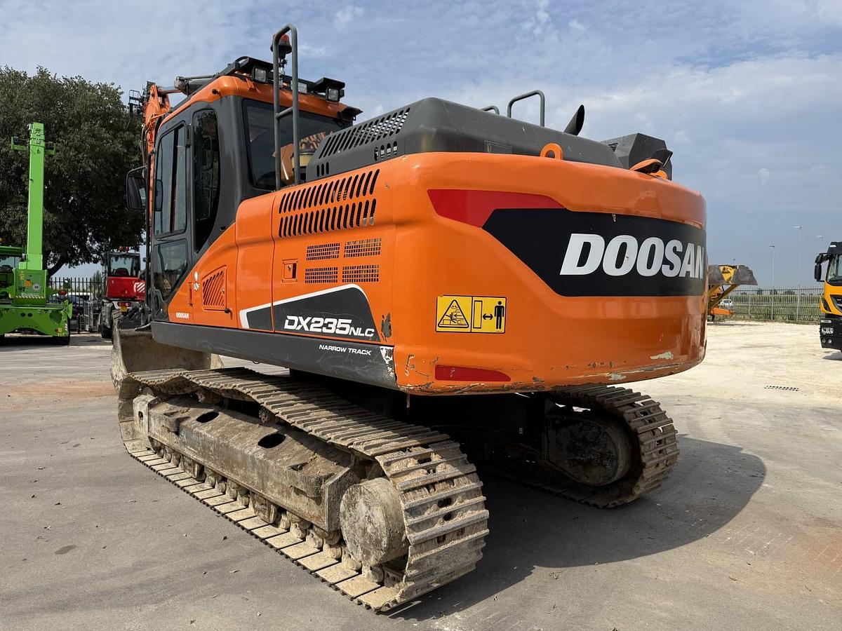 Usato 2020 DOOSAN DX235 NLC-5