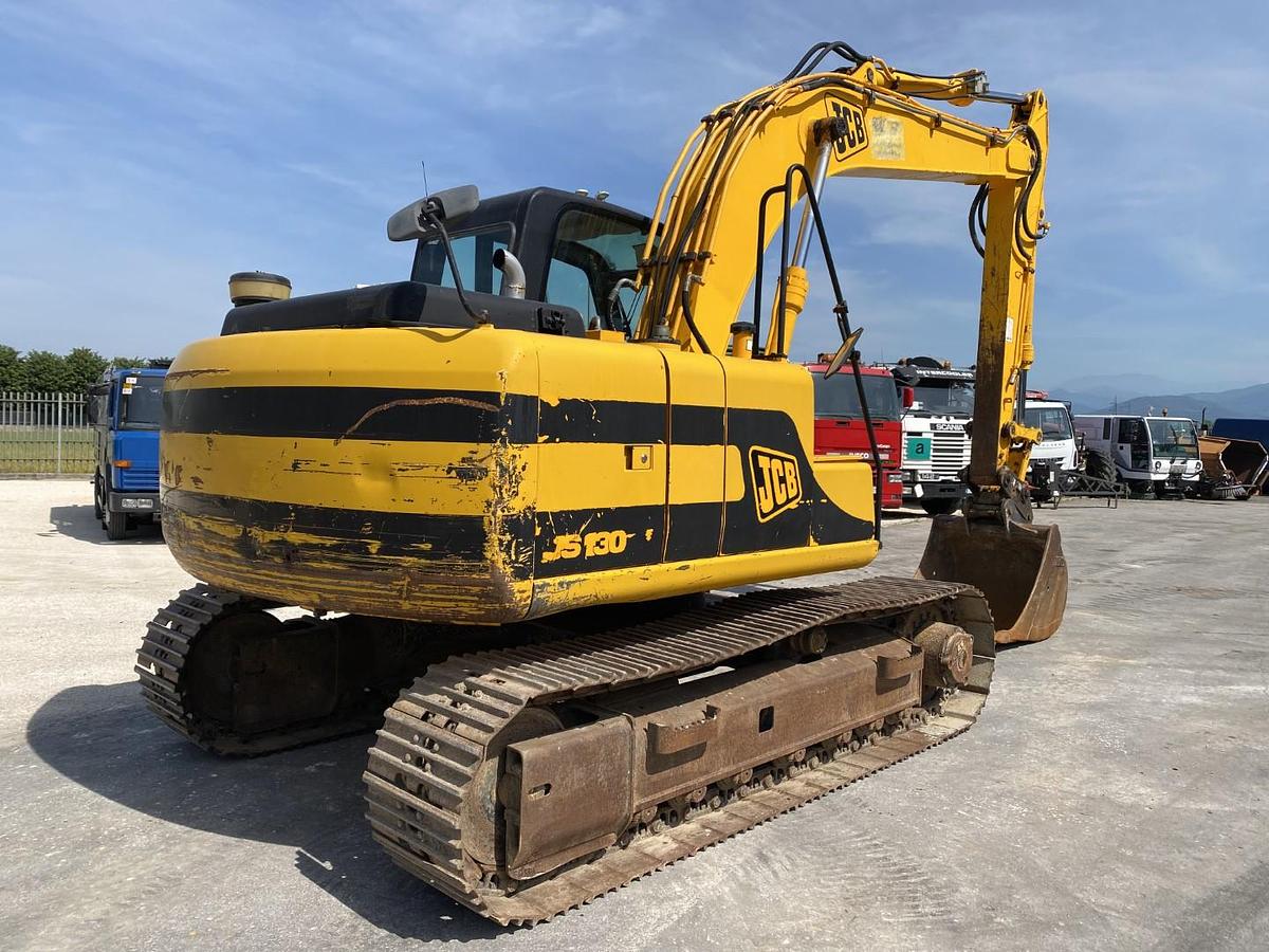 Usato 2002 JCB JS 130