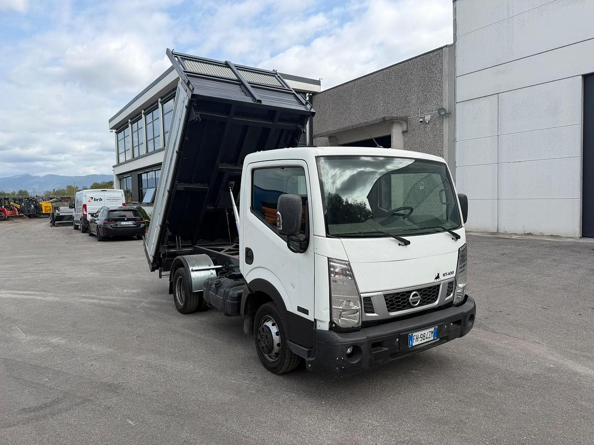 Usato 2017 NISSAN NT 400