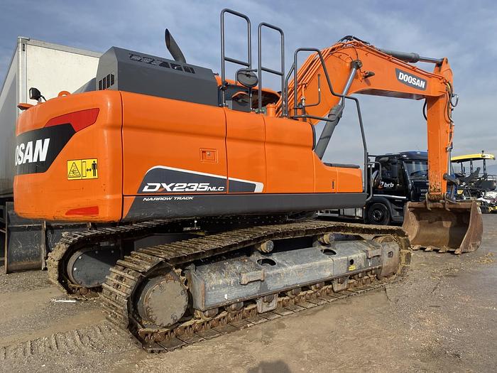 Usato 2018 DOOSAN DX235 NLC-5