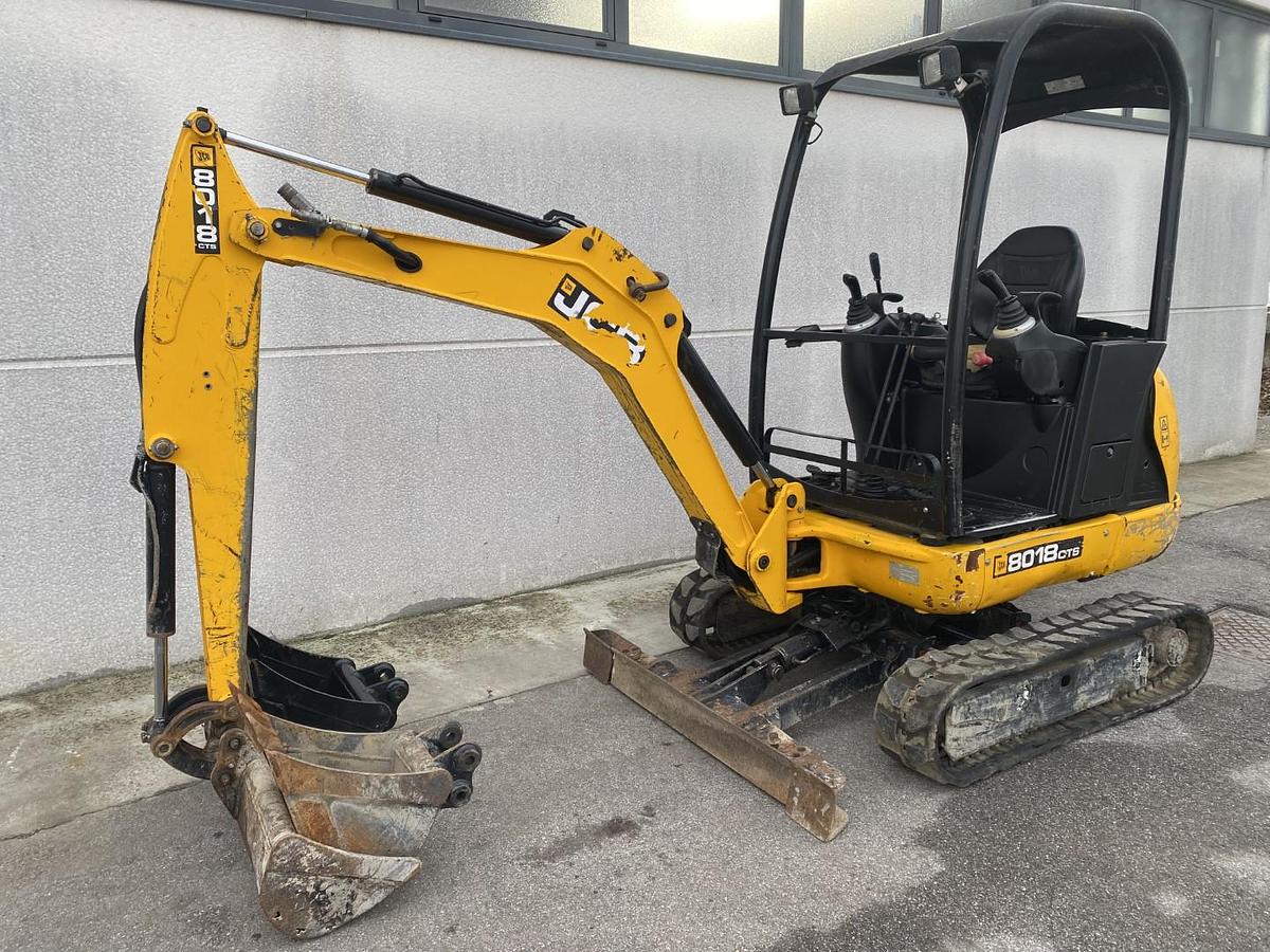 Usato 2014 JCB 8018