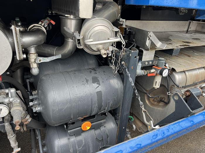 Usato MERCEDES AROCS 3553 ALLESTIMENTO SPURGO MORO