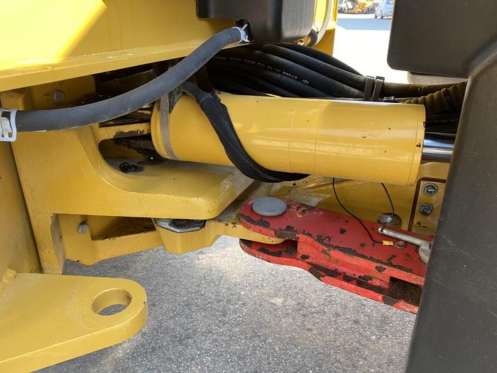 Usato 2016 CATERPILLAR CB 44B