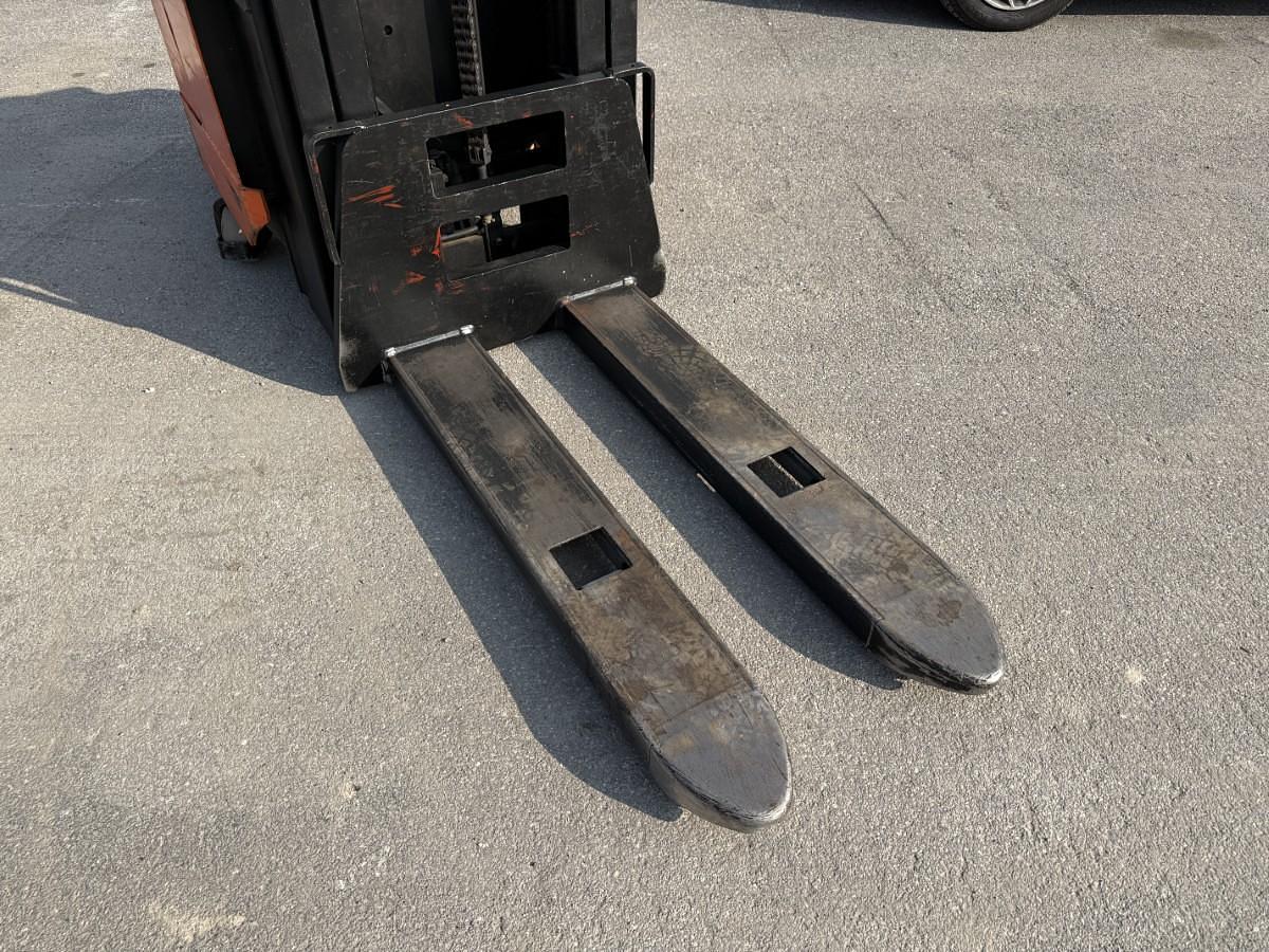 Usato 2002 TOYOTA SLL16