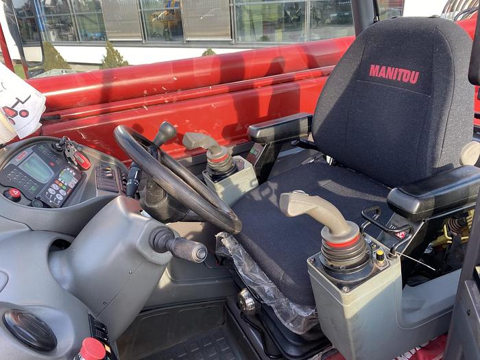 2011 MANITOU MRT 1640