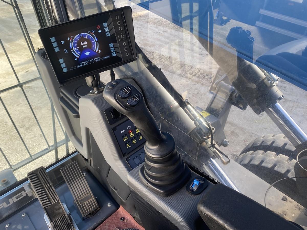 Usato 2023 FUCHS MHL 340 S5