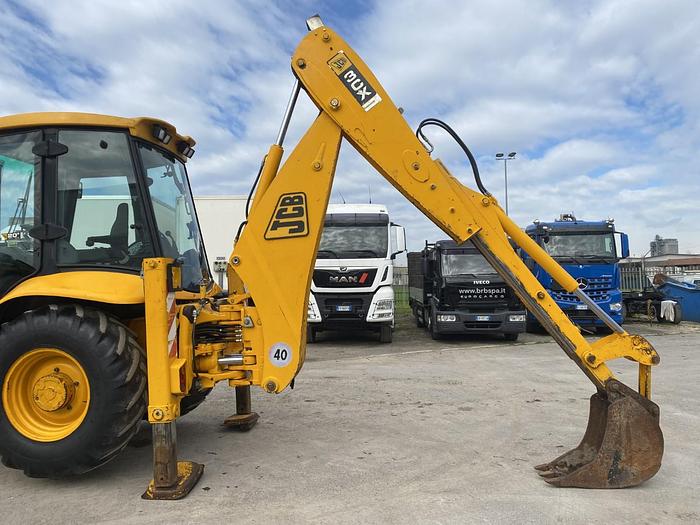 Usato 2004 JCB 3CX-4T