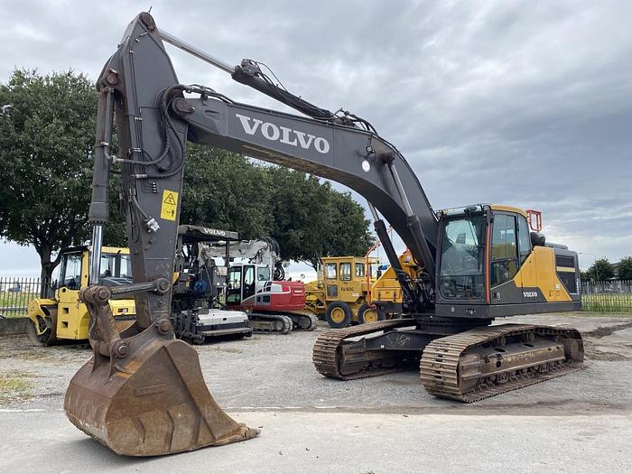 Usato 2018 VOLVO EC300 ENL
