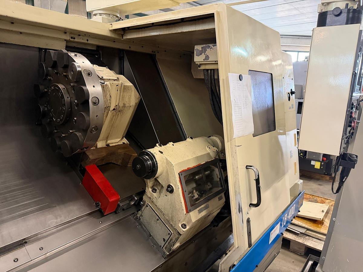 Usato 2001 OKUMA  LB 400