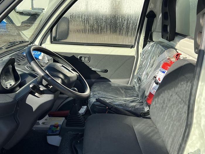 Usato 2021 PIAGGIO PORTER CON VASCA PILA RIBALTABILE