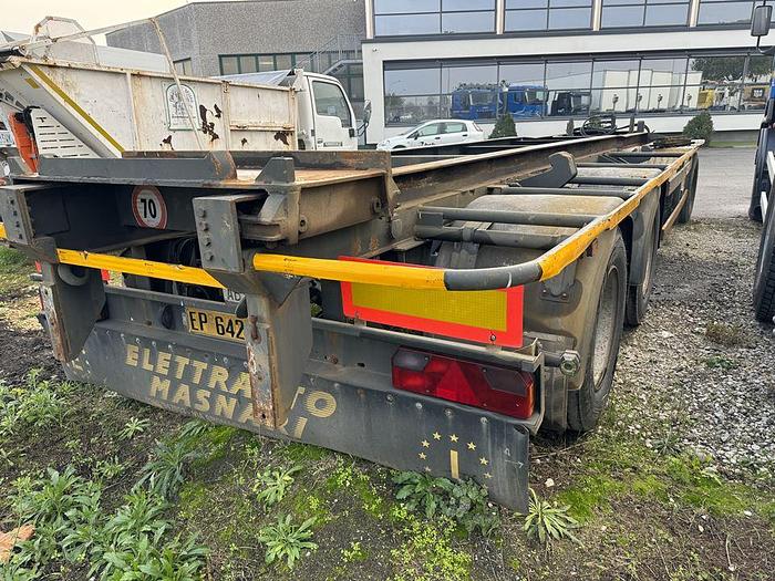 Usato 2005 IVECO 260 E 43 SCARRABILE E RIMORCHIO