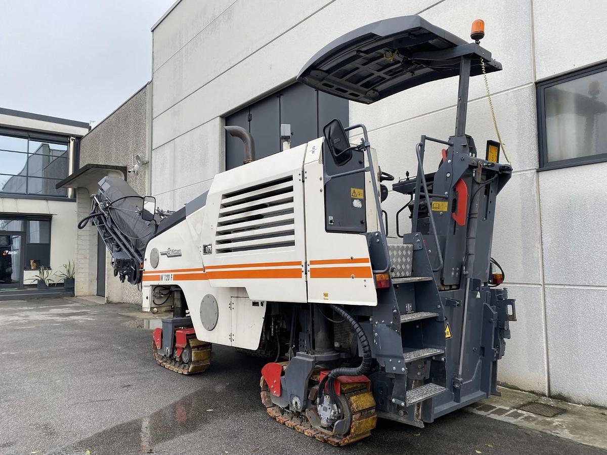 Usato 2010 WIRTGEN W 120 F
