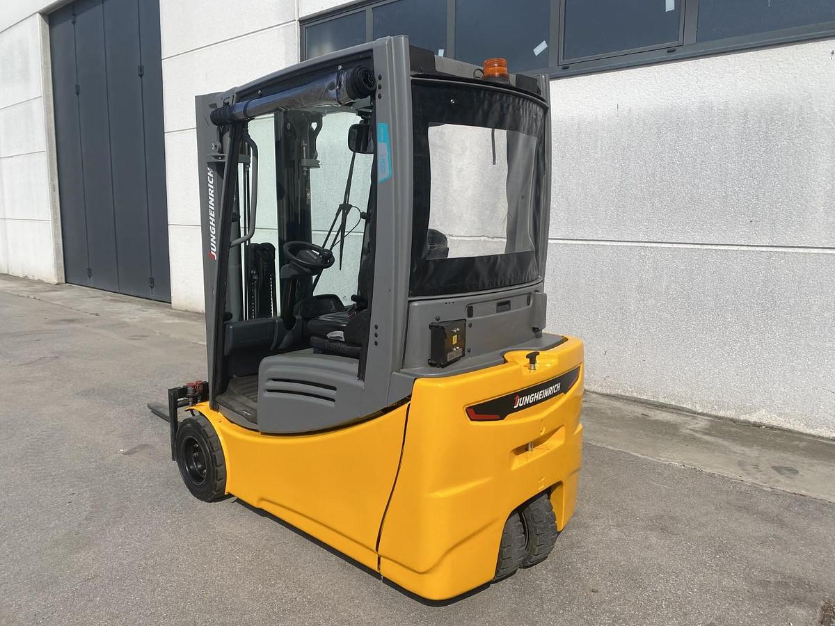 Usato 2022 JUNGHEINRICH EFG 220